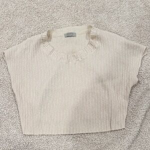 Elegant Beige Ribbed Crop Top